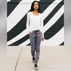 Zyia Active Everywhere Zipper Jogger Pants